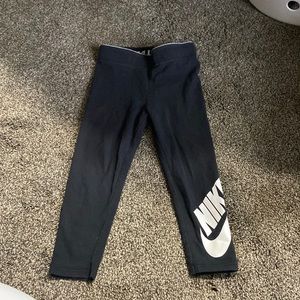 Girls Nike leggings
